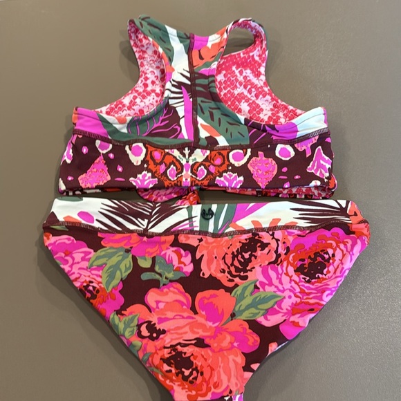 Maaji Reversible Bikini Size 12 - Picture 3 of 3